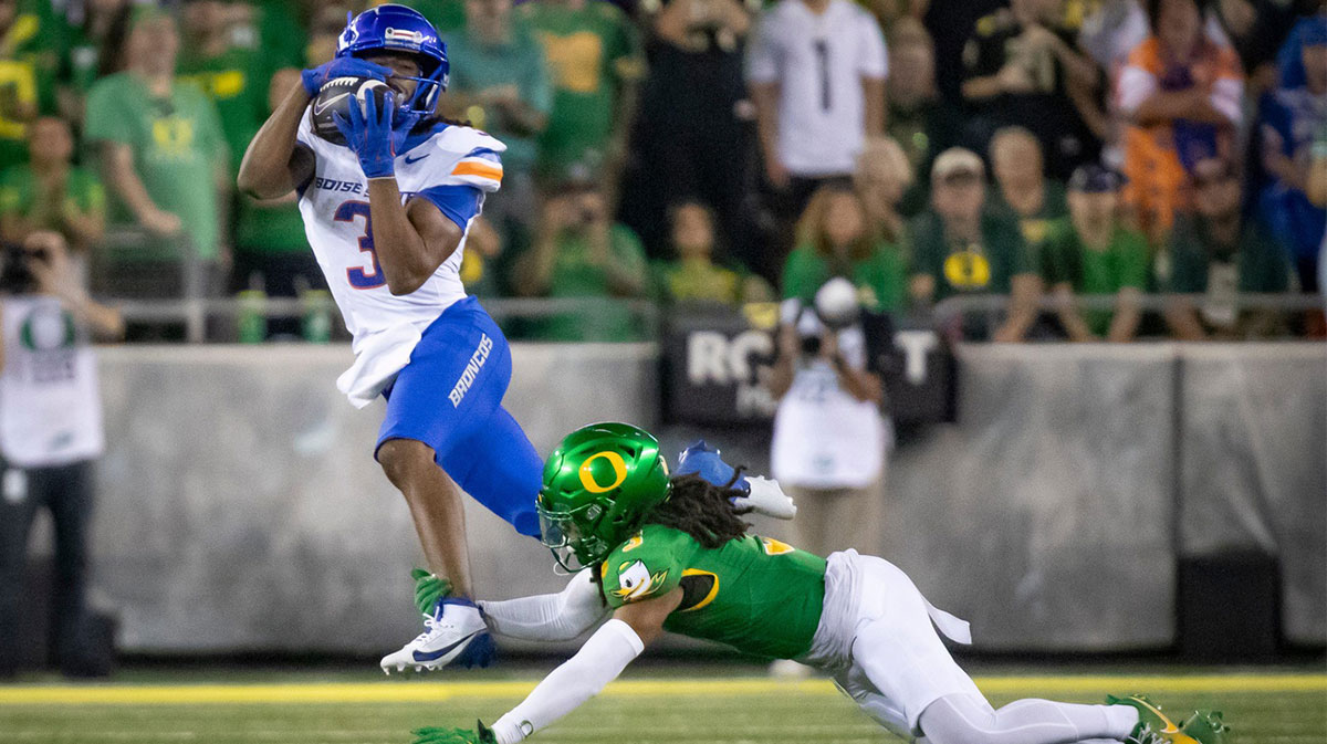 Boise State wide receiver Latrell Caples makes a catch as the Oregon Ducks host the Boise State Broncos Saturday, Sept. 7, 2024 at Autzen Stadium in Eugene, Ore.