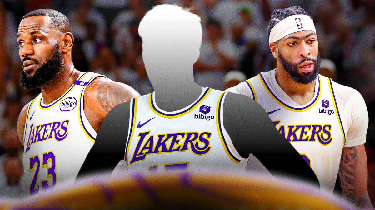 Lakers' LeBron James and Anthony Davis with blacked out player