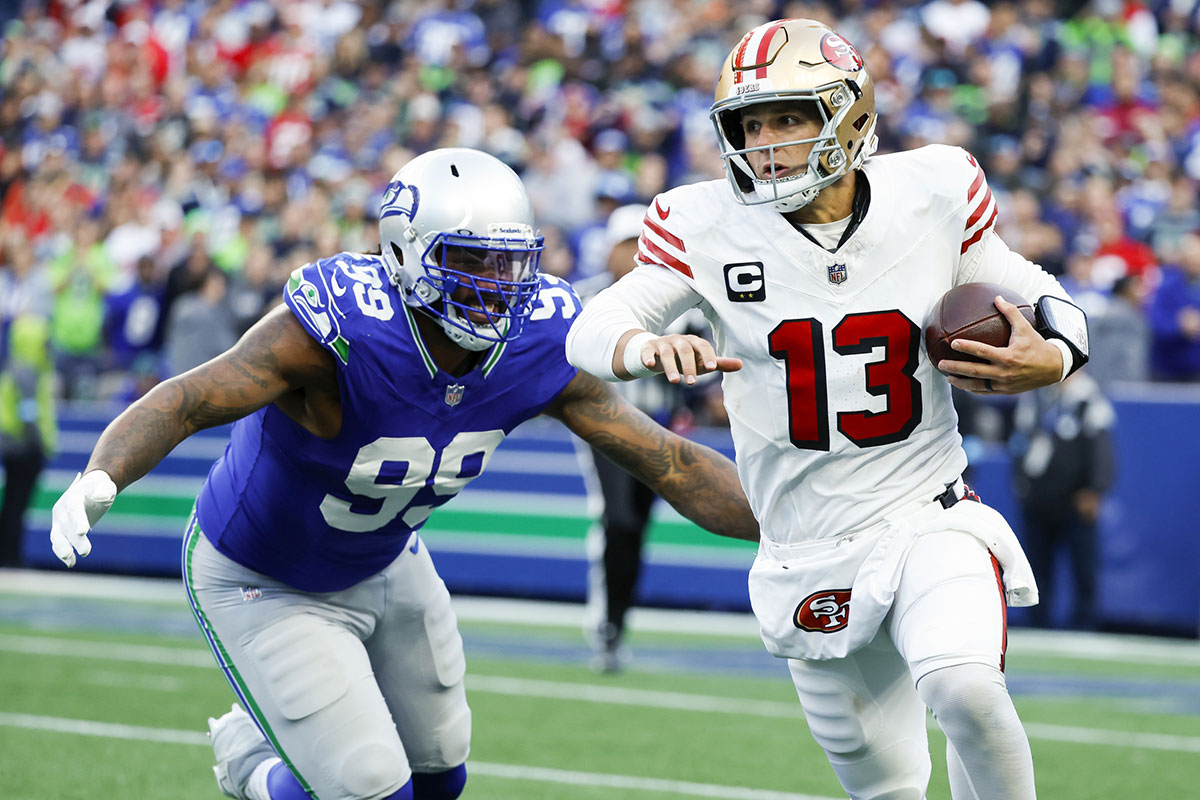 Leonard Williams Seahawks pursuing Brock Purdy