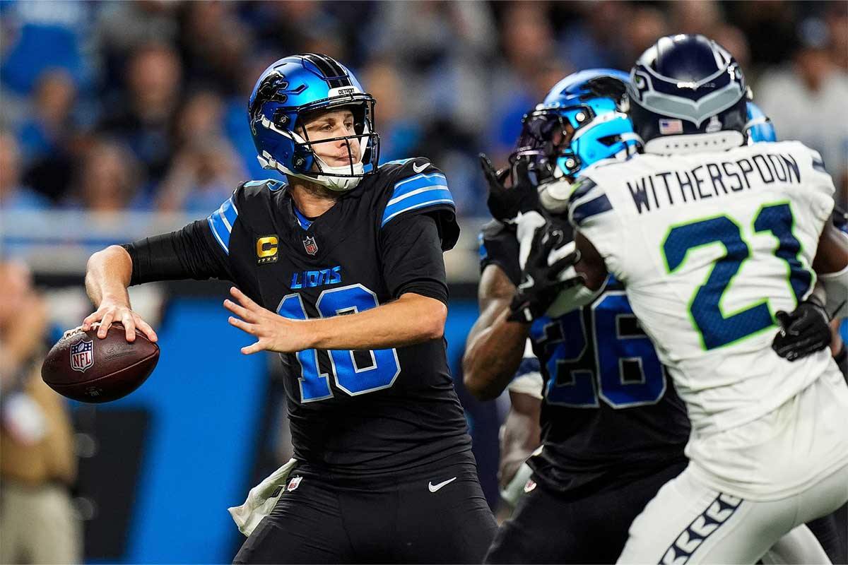 Lions quarterback Jared Goff makes a pass against the Seahawks.