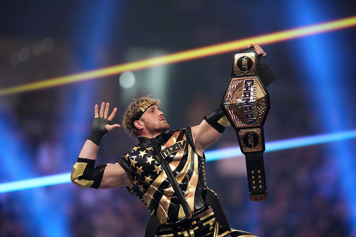 Logan Paul with the United States Championship at the 2024 Royal Rumble PLE.