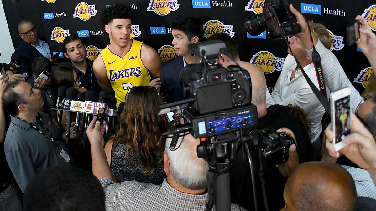 Los Angeles Lakers guard Lonzo Ball (2) is interviewed during Lakers Media Day at the UCLA Health Training Center in El Segundo, CA.