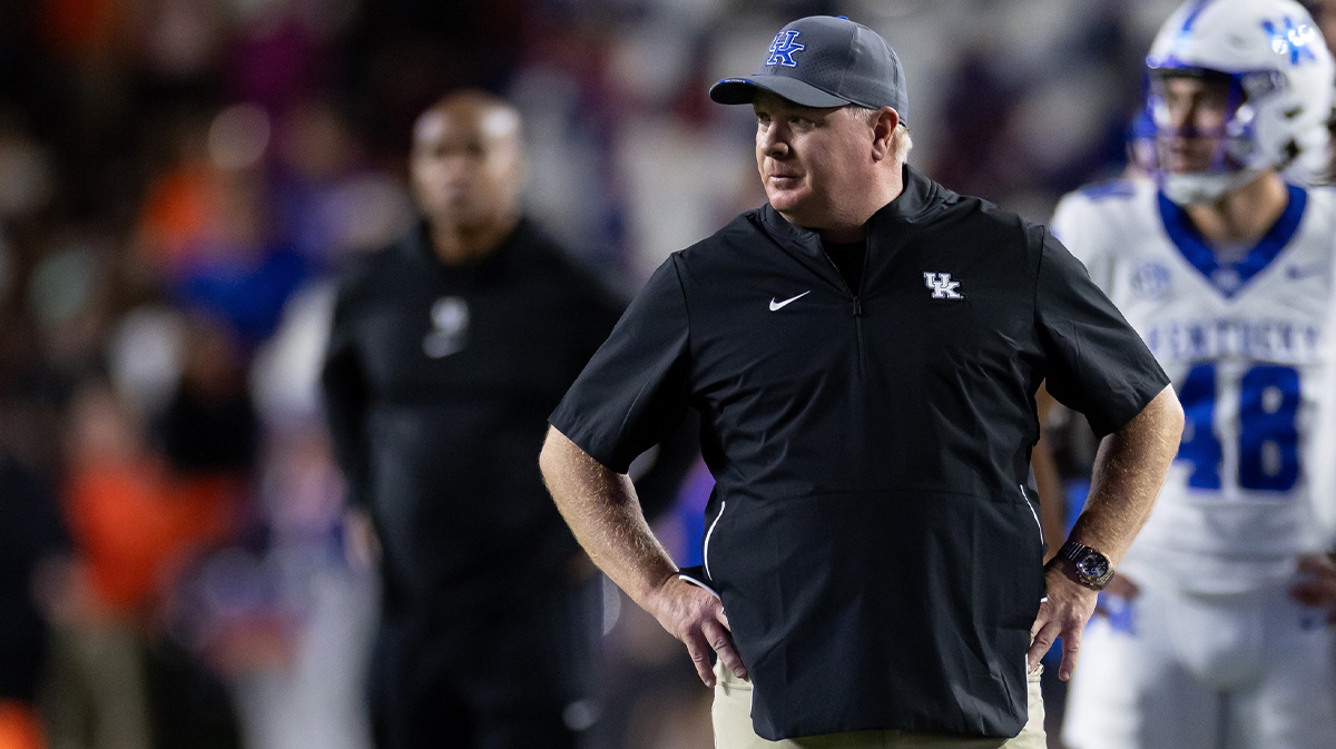Kentucky Wildcats head coach Mark Stoops looks against the Florida Gators during the first half at Ben Hill Griffin Stadium.