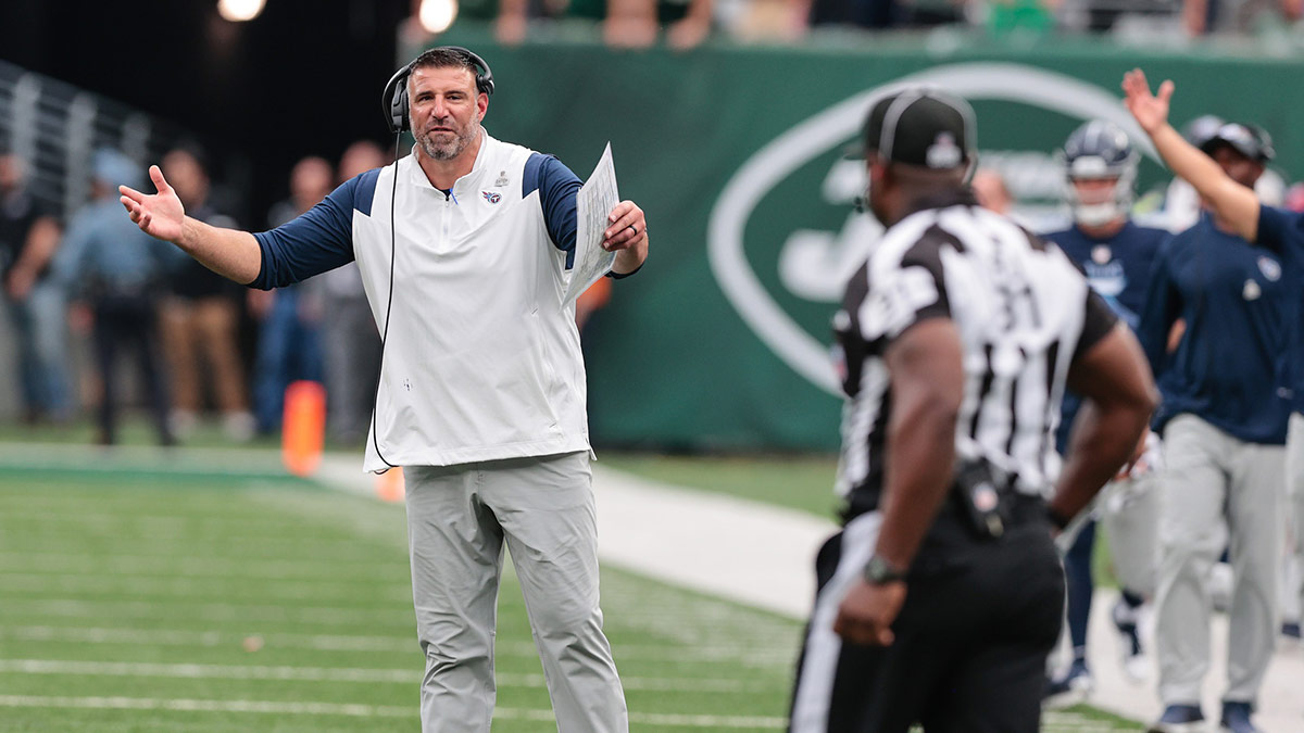 Tennessee Titans head coach Mike Vrabel reacts to a call by an official against the New York Jets during overtime at MetLife Stadium.