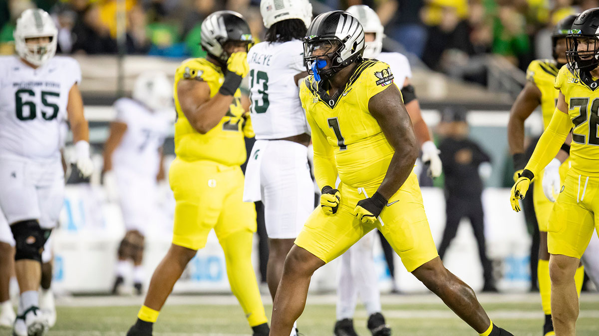 Oregon Ducks defensive end Jordan Burch celebrates a sack as the Ducks host the Spartans Friday, Oct. 4, 2024 at Autzen Stadium in Eugene, Ore.