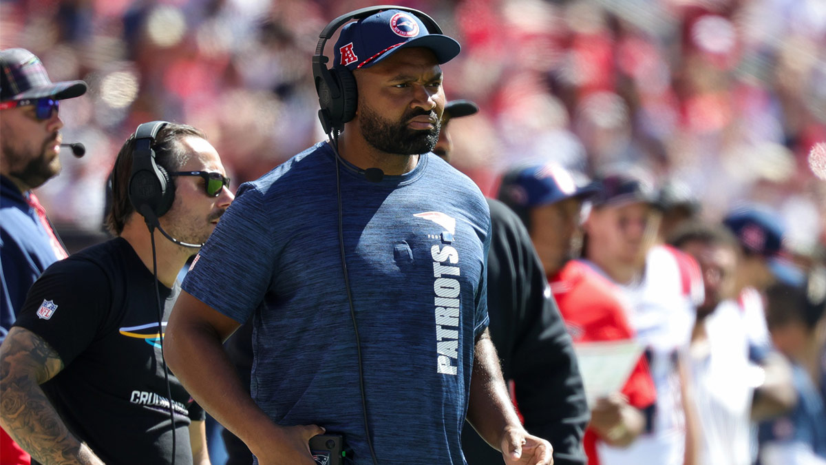 Patriots head coach Jerod Mayo looks on during the first quarter against the San Francisco 49ers at Levi's Stadium