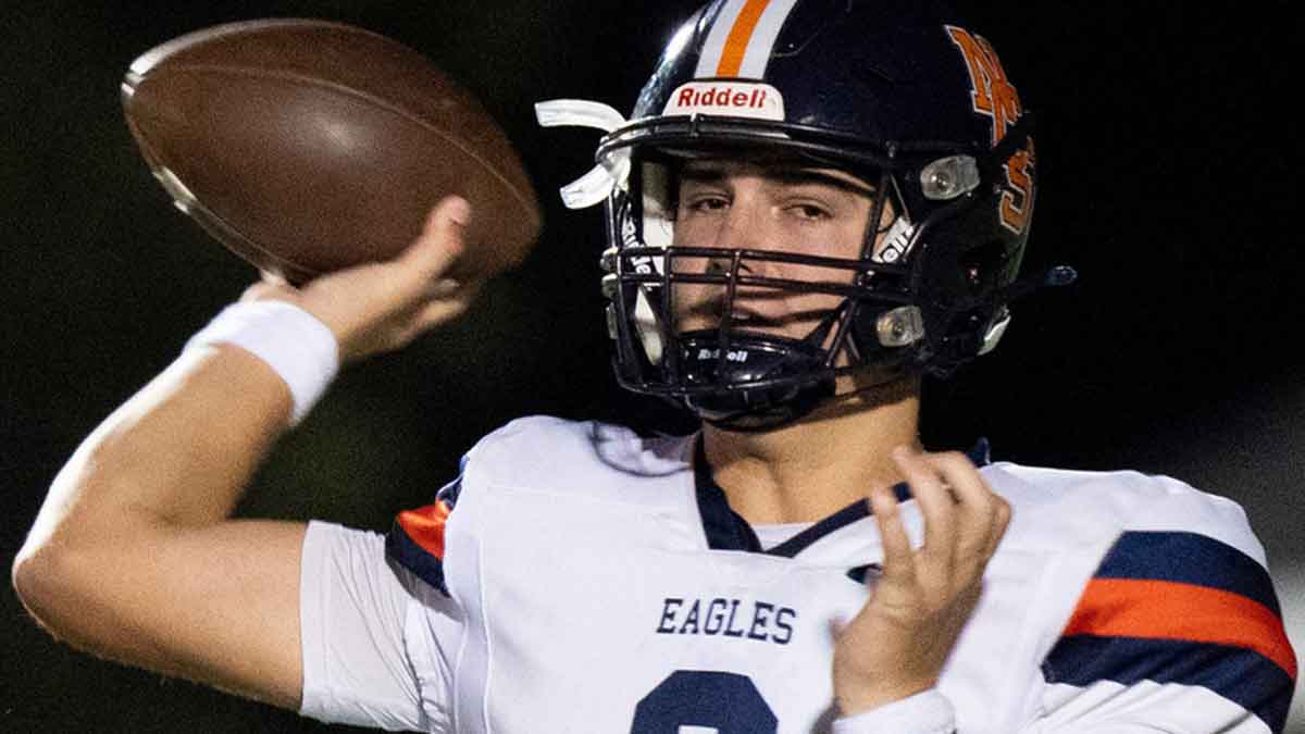 loses 5star quarterback recruit amid Alabama, Ohio State interest