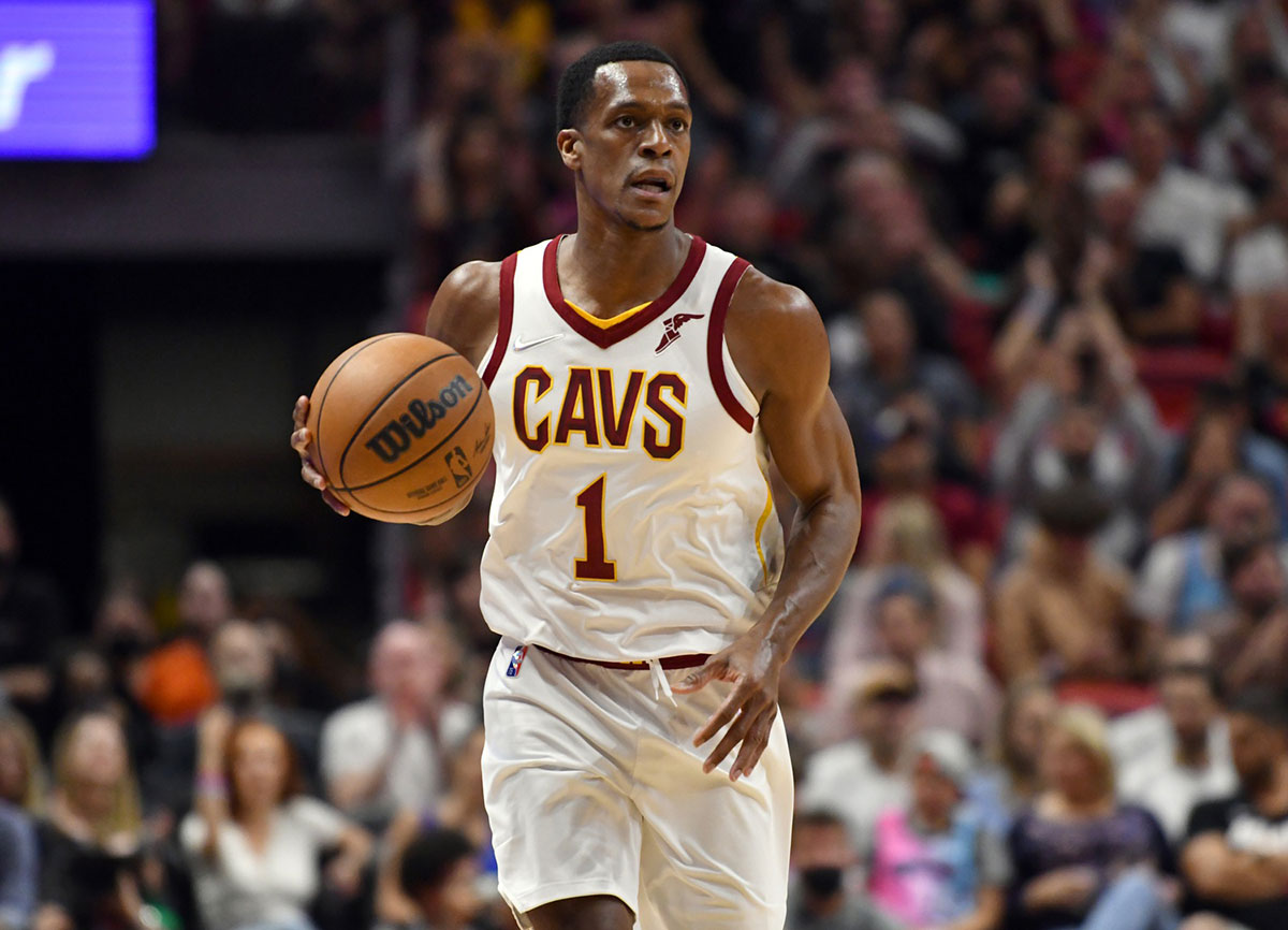Cleveland Cavaliers guard Rajon Rondo (1) brings the ball up the court during the second half against the Miami Heat at FTX Arena