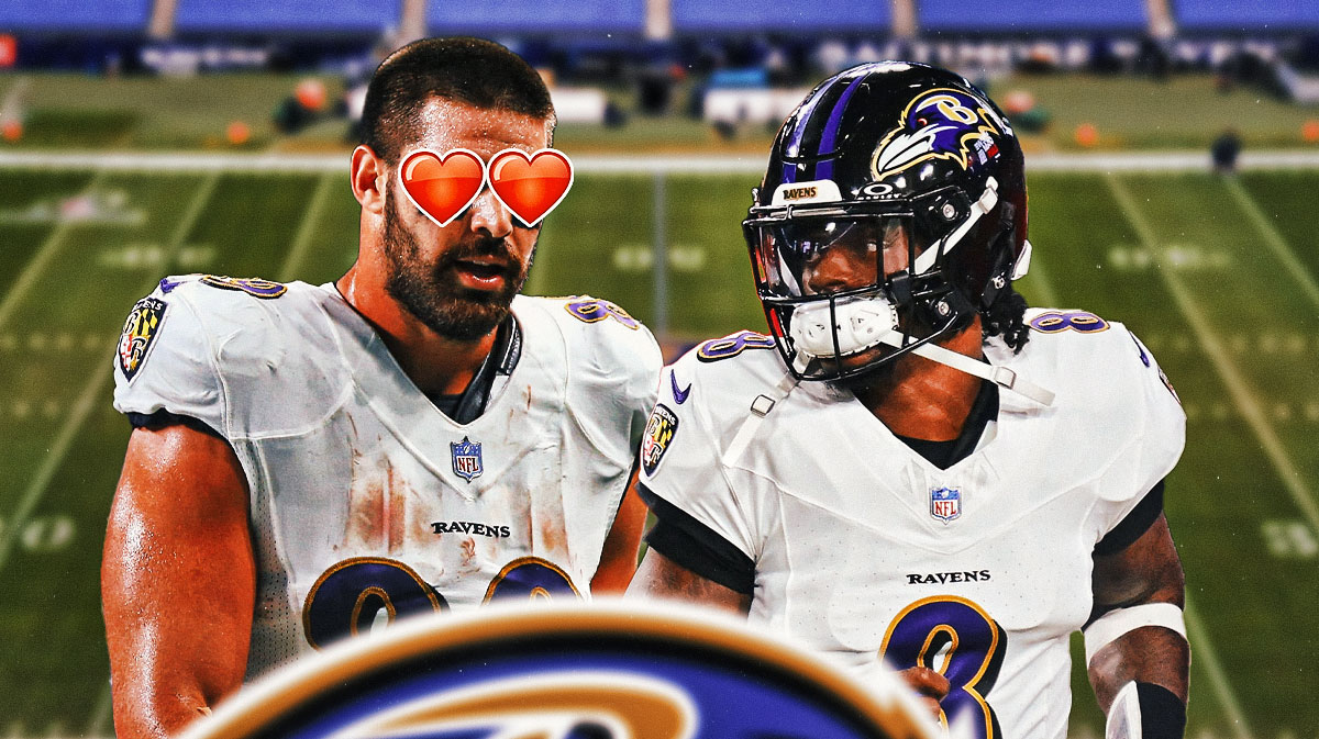Mark Andrews with heart eyes looking at Lamar Jackson