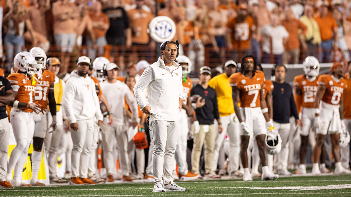 Texas Longhorns head coach Steve Sarkisian in the third quarter against the Georgia Bulldogs at Darrell K Royal-Texas Memorial Stadium. 