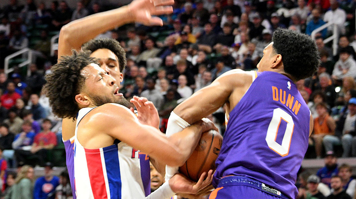 Suns rookie Ryan Dunn showed out in Tuesday's preseason game