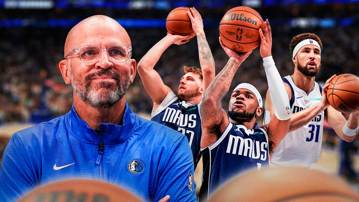 Mavericks Jason Kidd on left. On right, Mavericks Jaden Hardy, Mavericks Klay Thompson and Mavericks Luka Doncic all shooting basketballs. Have Hardy in front.
