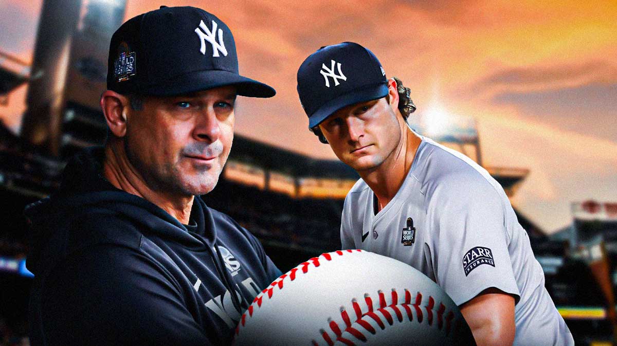 New York Yankees manager Aaron Boone next to pitcher Gerrit Cole