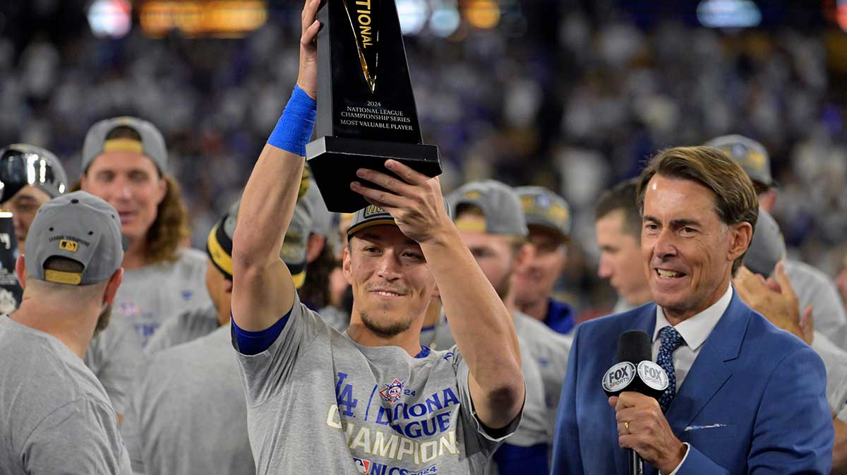 Tommy Edman NLCS MVP trophy