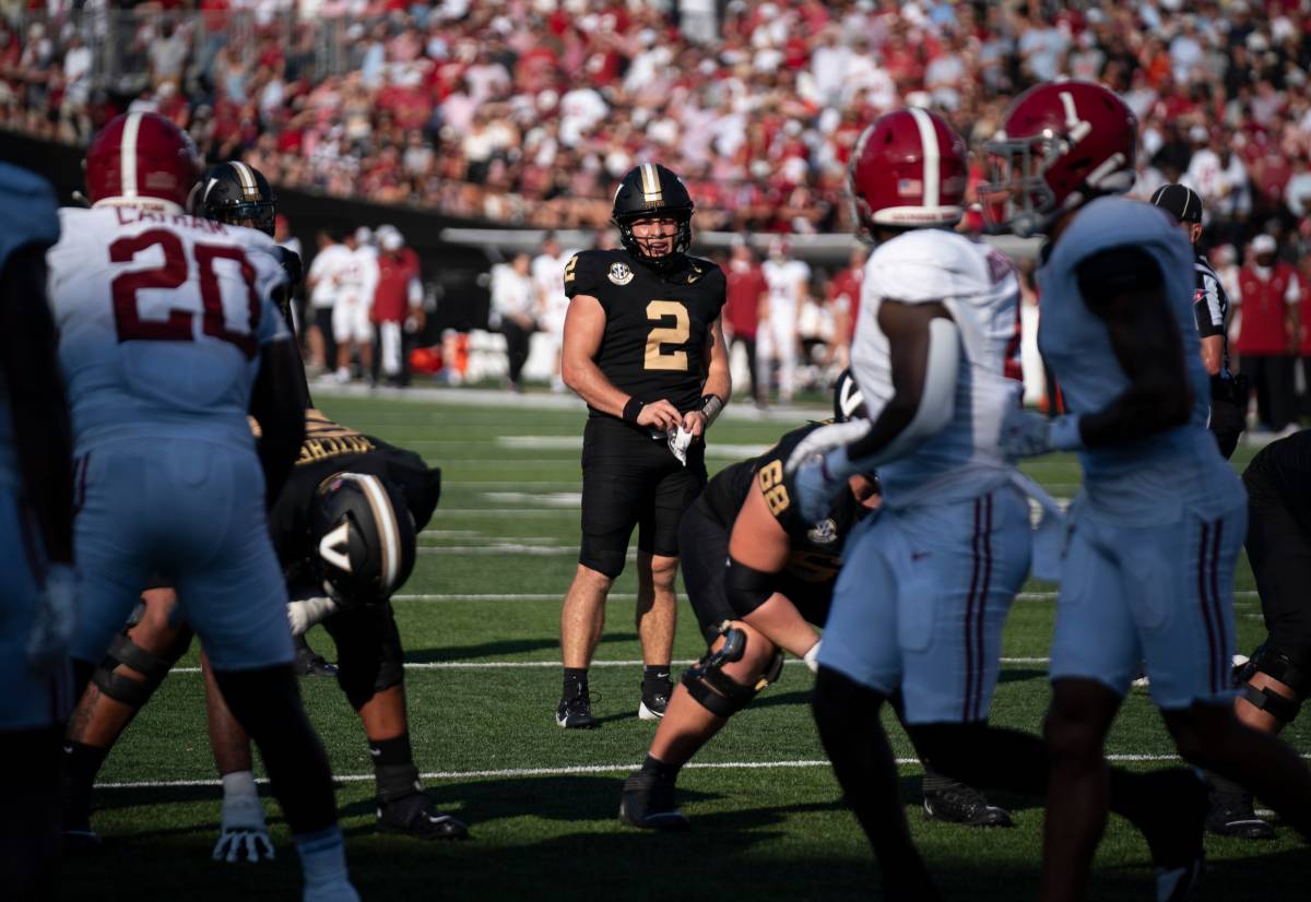 Vanderbilt football's Diego Pavia isn't bothered after Malachi Moore's