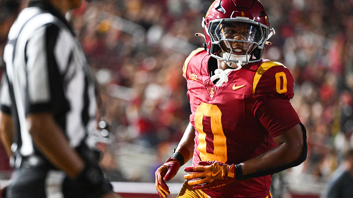 USC Trojans running back Quinten Joyner (0) scores a touchdown against the Utah State Aggies during the third quarter at United Airlines Field at Los Angeles Memorial Coliseum