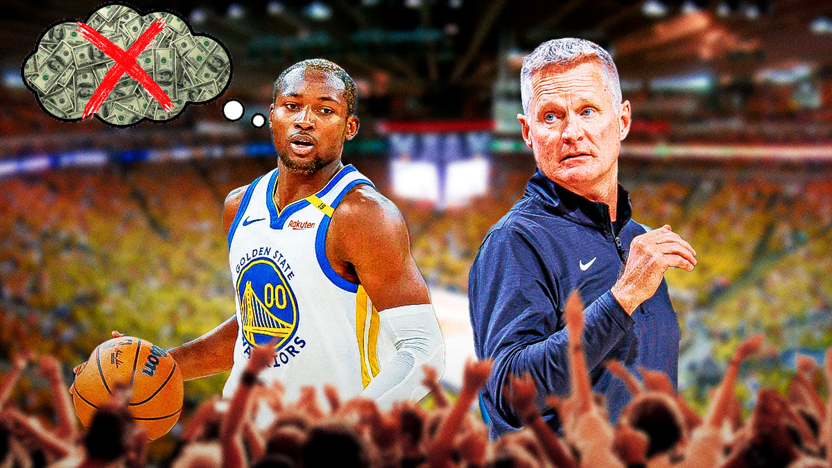 Warriors' Jonathan Kuminga next to Steve Kerr