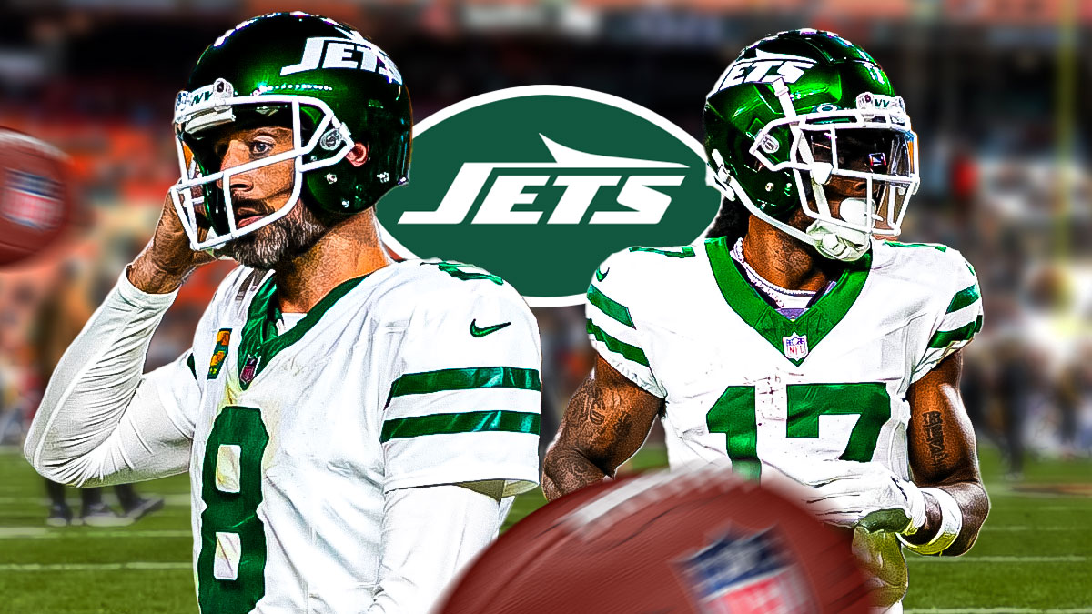 Jets' Aaron Rodgers next to Davante Adams