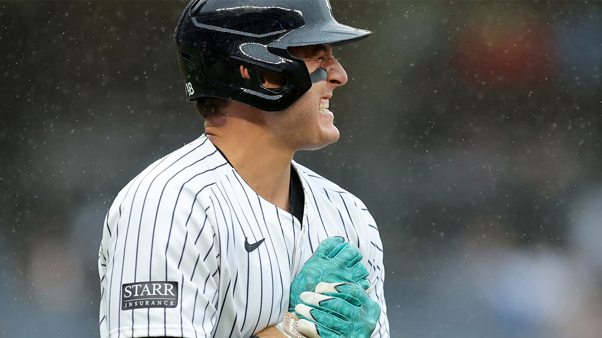 New York Yankees first baseman Anthony Rizzo (48) reacts after being hit by a pitch during the seventh inning against the Pittsburgh Pirates at Yankee Stadium