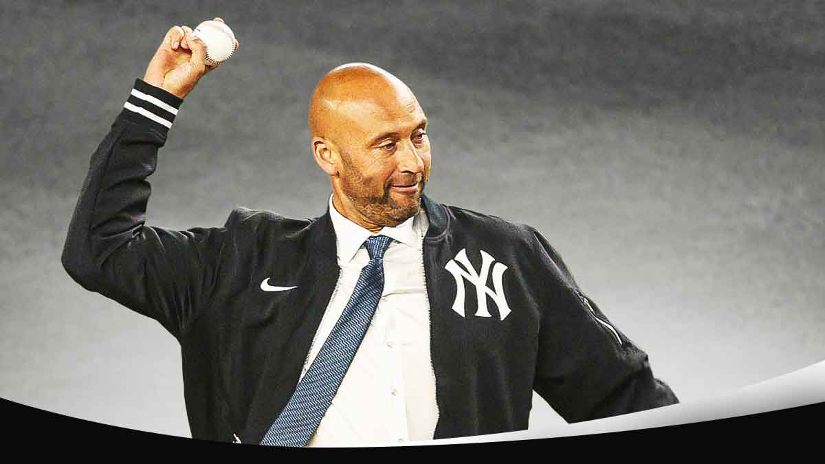Derek Jeter (Yankees) throwing the first pitch at yankee stadium