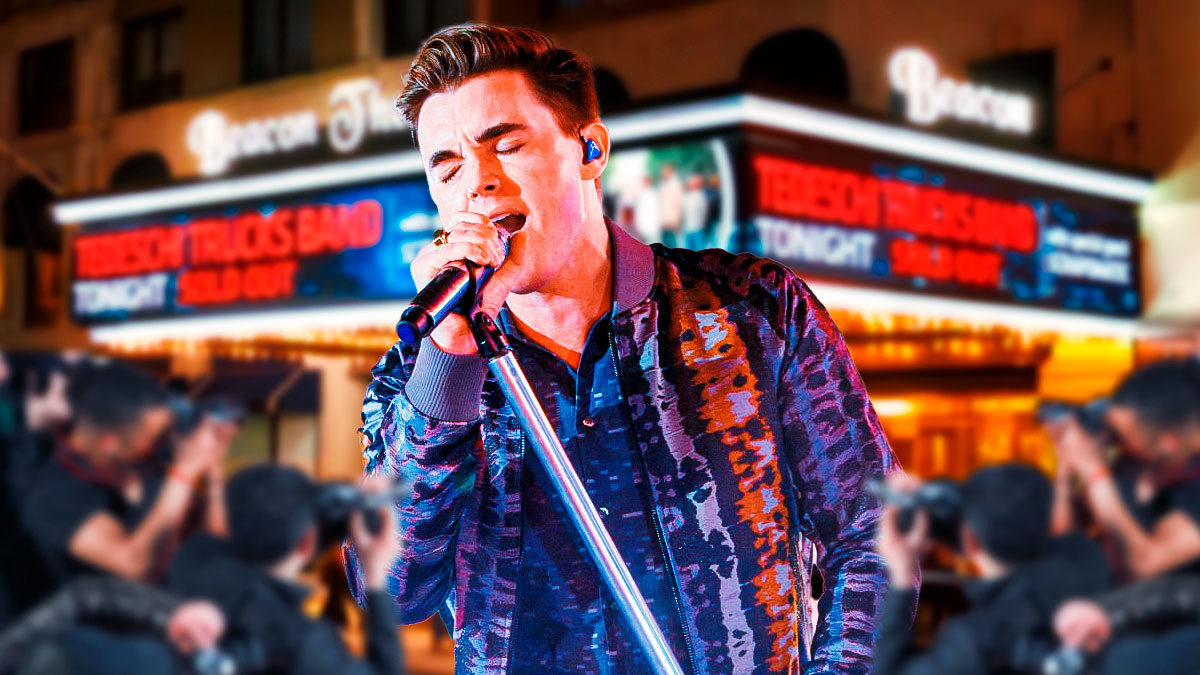 Jesse McCartney, who is on the All's Well Tour, in front of the Beacon Theatre in New York City.