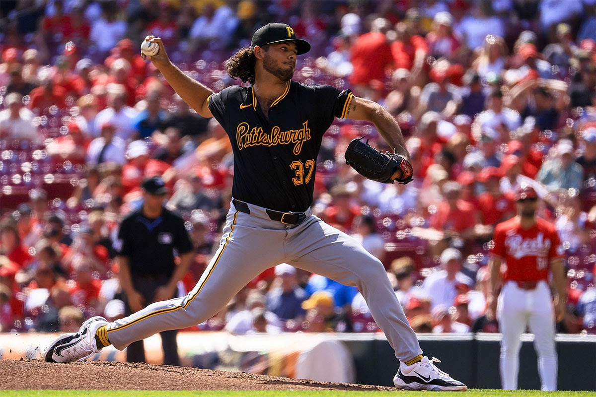 Red Sox's unrealistic trade for Pirates' Paul Skenes co-star would shake up MLB offseason