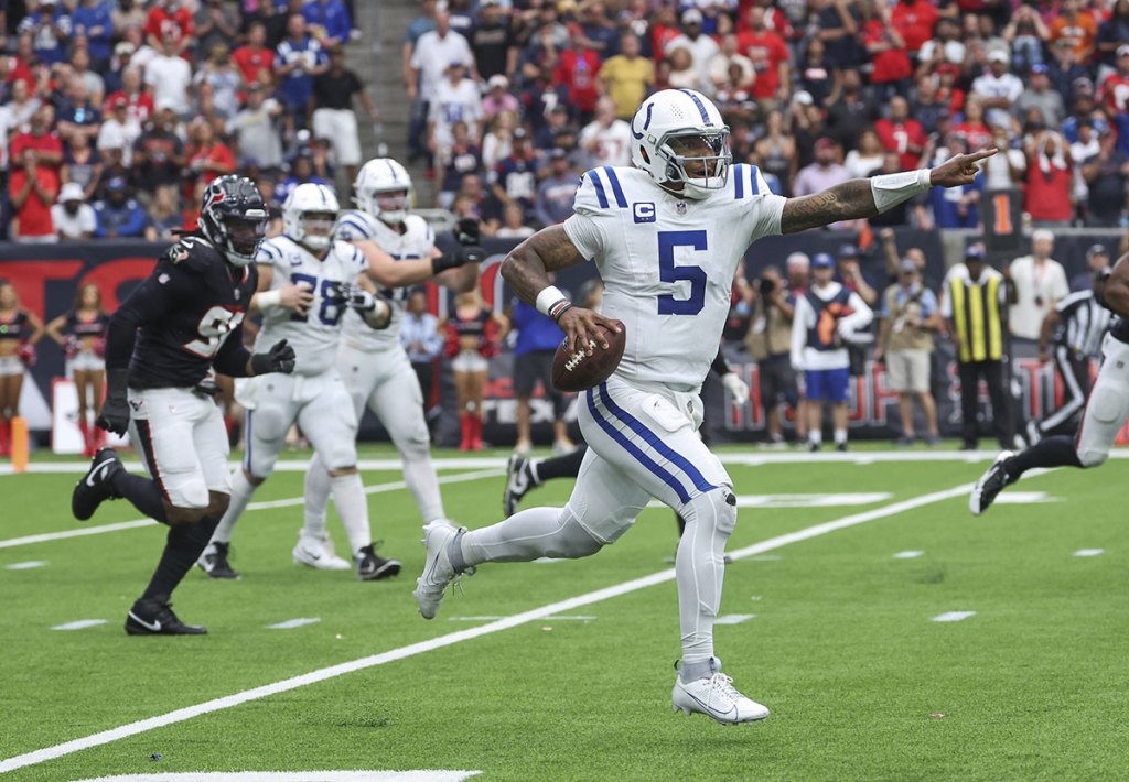 Indianapolis Colts quarterback Anthony Richardson (5) runs with the ball during the game against the Houston Texans at NRG Stadium.