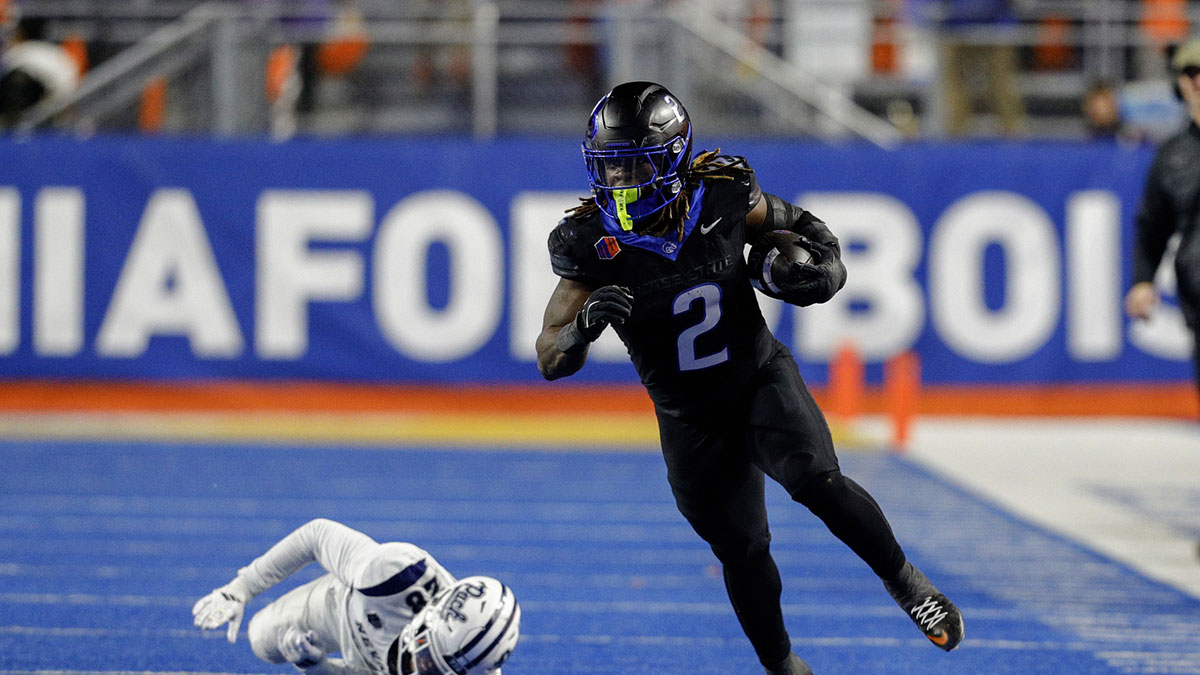 Boise State Broncos running back Ashton Jeanty (2) runs the ball against the Nevada Wolf Pack during the second half at Albertsons Stadium. Boise State won 28-21