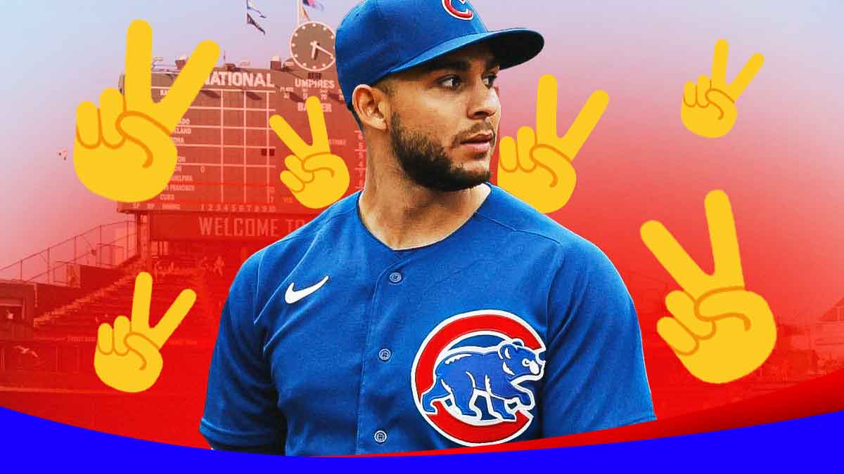 Cubs' Nick Madrigal surrounded by ✌️peace signs