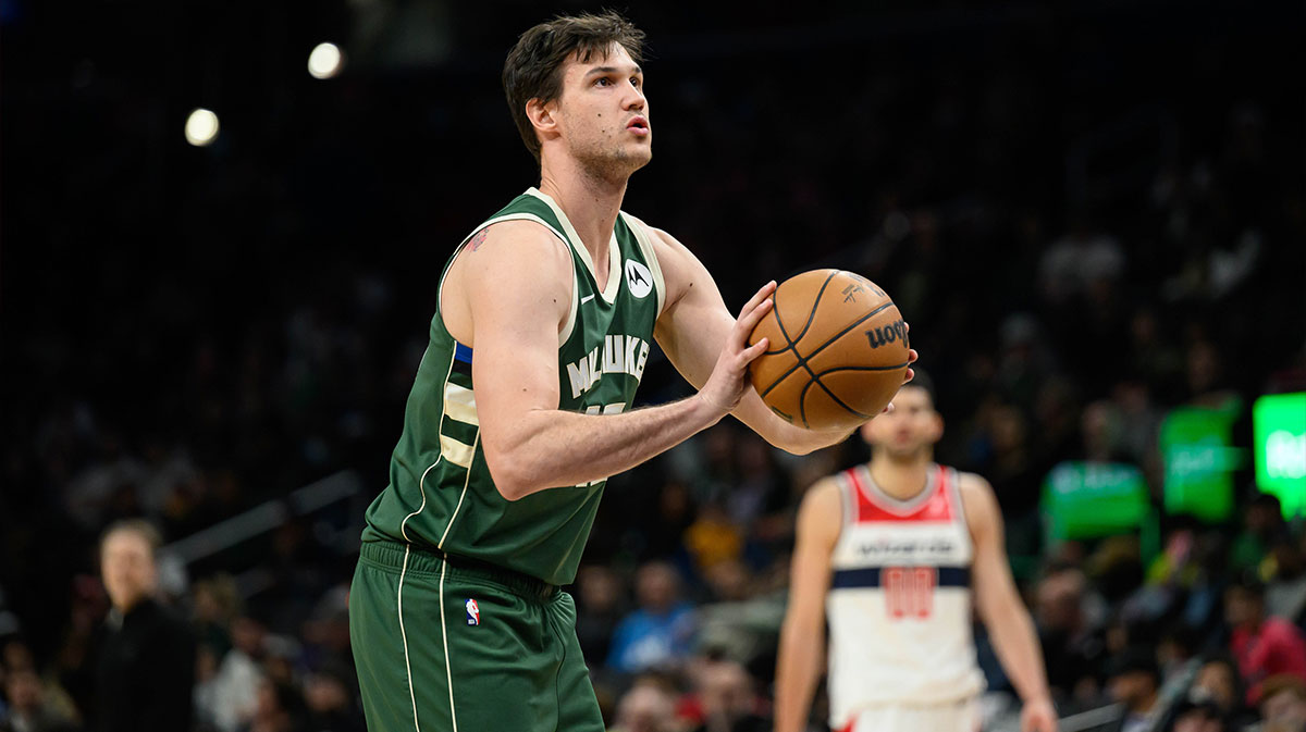 Milvaukee Bucks Prom Danilo Gallinari (12) shoot free throw during the first quarter against Washington wizards in Capital One Arena.