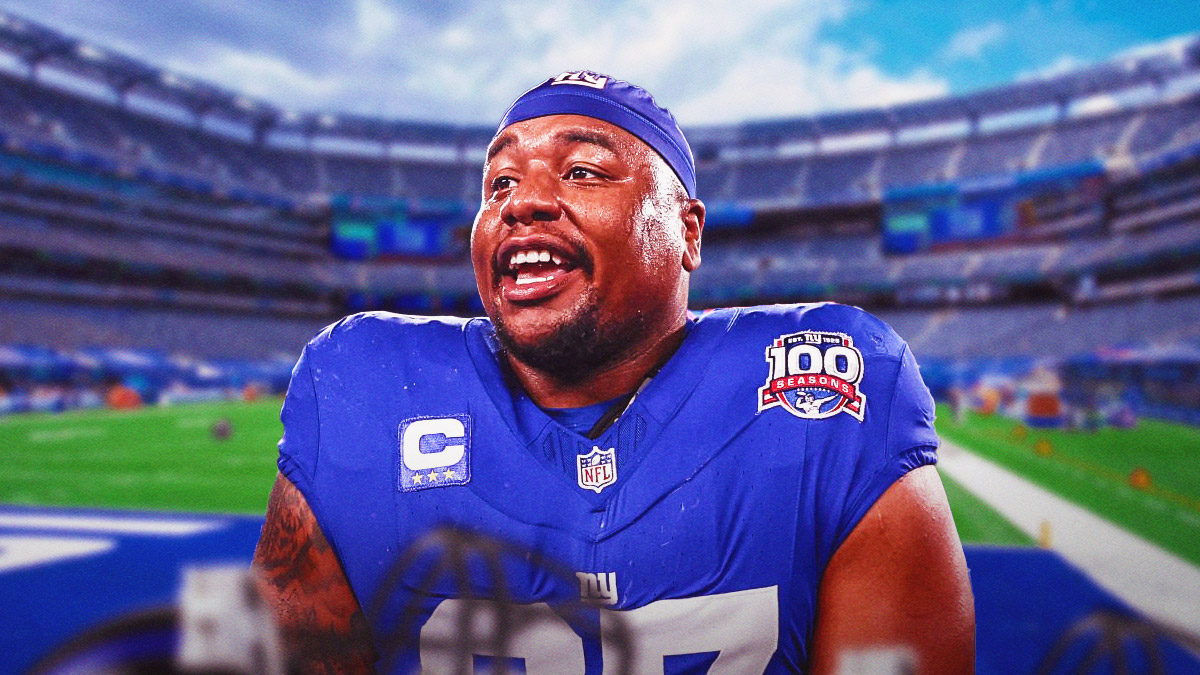 Dexter Lawrence with a Giants jersey.