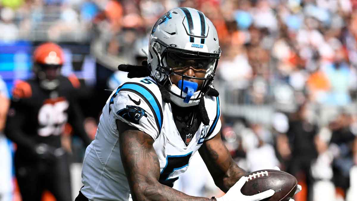 Sep 29, 2024; Charlotte, North Carolina, USA; Carolina Panthers wide receiver Diontae Johnson (5) with the ball in the third quarter at Bank of America Stadium.