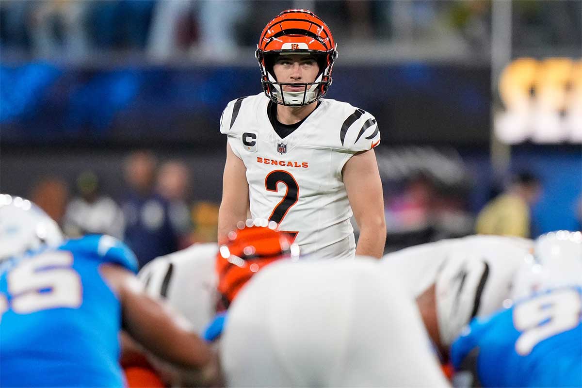 Cincinnati Bengals place kicker Evan McPherson (2) lines up before missing a go-ahead field goal in the fourth quarter of the NFL Week 11 game between the Los Angeles Chargers and the Cincinnati Bengals at SoFi Stadium in Inglewood, Calif., on Sunday, Nov. 17, 2024. The Chargers won 34-27.