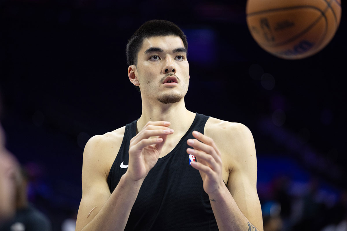 Memphis Grizzlies center Zach Edey before action against the Philadelphia 76ers at Wells Fargo Center.