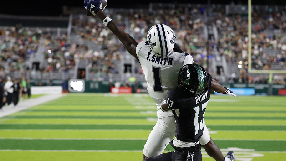 While being guarded by Hawaii Rainbow Warriors defensive back Caleb Brown (13), Nevada Wolf Pack wide receiver Jaden Smith (1) can’t pull in a pass in the end zone during the fourth quarter at the Clarence T.C. Ching Athletics Complex.