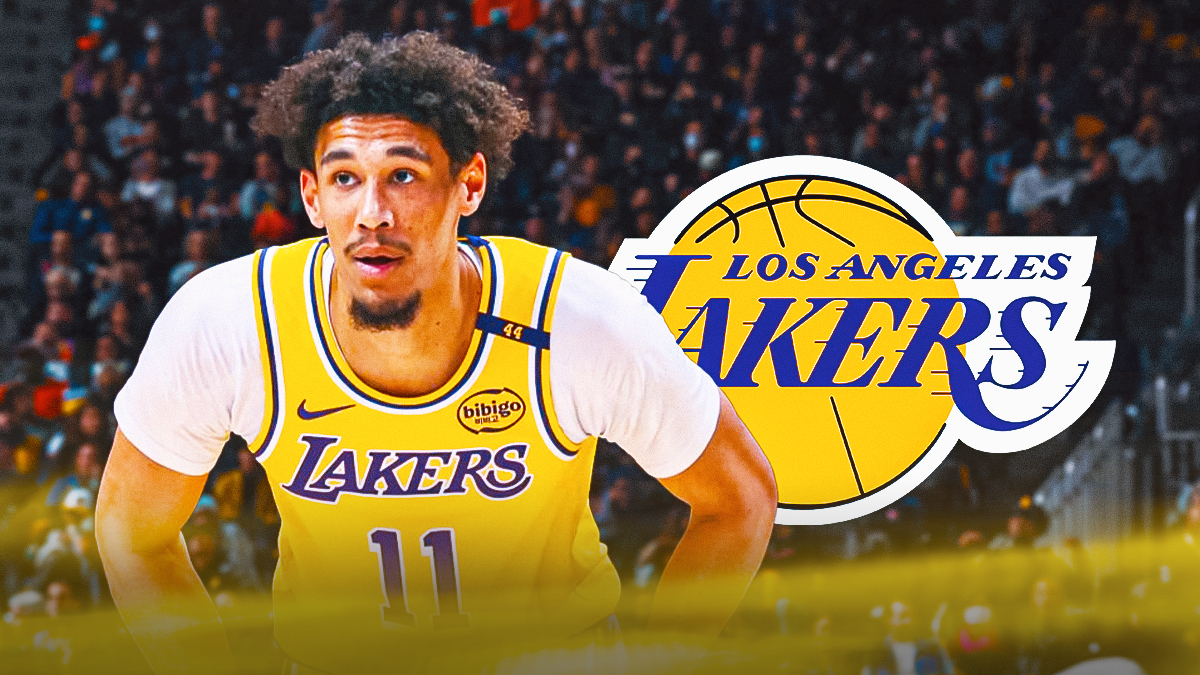 LA Lakers player Jaxson Hayes with the Lakers logo in the background, injury