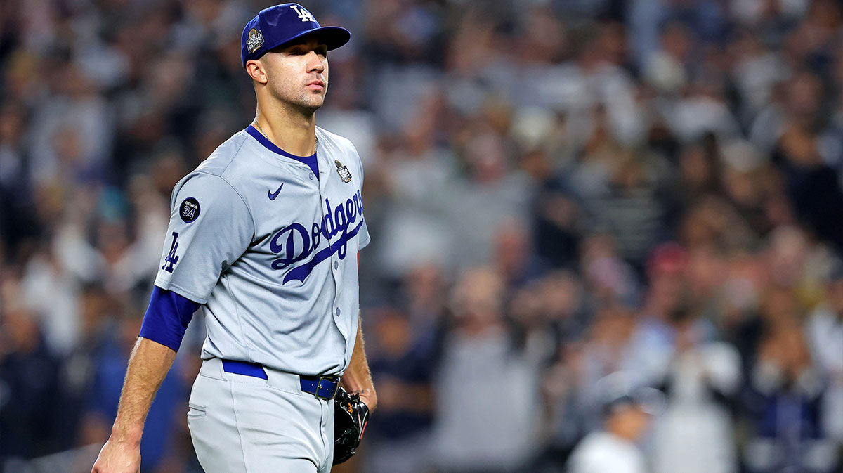  Los Angeles Dodgers pitcher Jack Flaherty (0) reacts after being relieved during the second inning against the New York Yankees in game four of the 2024 MLB World Series at Yankee Stadium