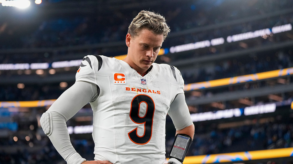 Cincinnati Bengals quarterback Joe Burrow (9) walks for the locker room after the fourth quarter of the NFL Week 11 game between the Los Angeles Chargers and the Cincinnati Bengals at SoFi Stadium