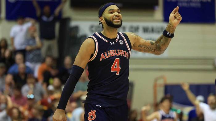 Auburn Tigers forward Johni Broome (4) reacts after scoring against the Iowa State Cyclones during the second half of an NCAA college basketball game at Lahaina Civic Center. Auburn defeated Iowa State 83-81