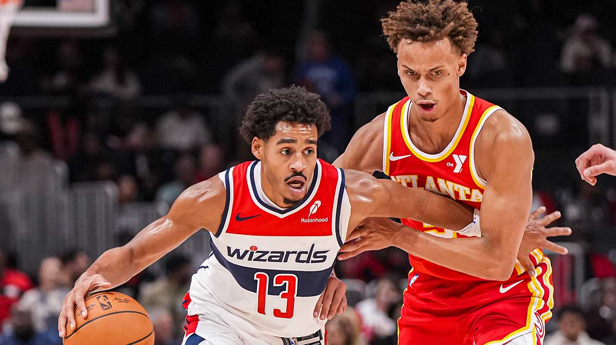 Wizards' Jordan Poole pulls teammate away from Draymond Green in viral moment