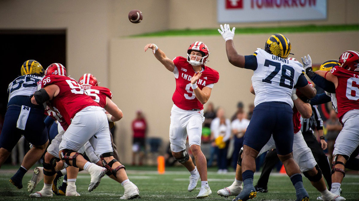 Indiana's Kurtis Rourke (9) passes during the Indiana versus Michigan football game