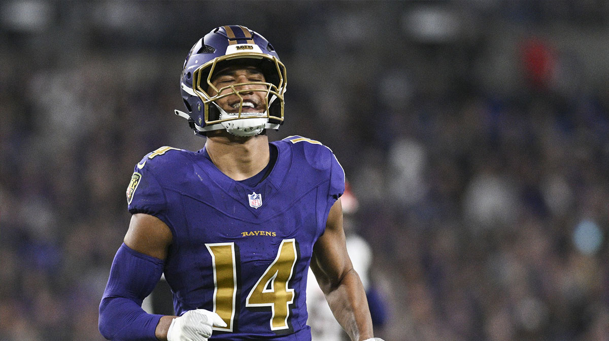 Baltimore Ravens safety Kyle Hamilton (14) reacts after tips a Cincinnati Bengals quarterback Joe Burrow (9) pass during the first quarter at M&T Bank Stadium.