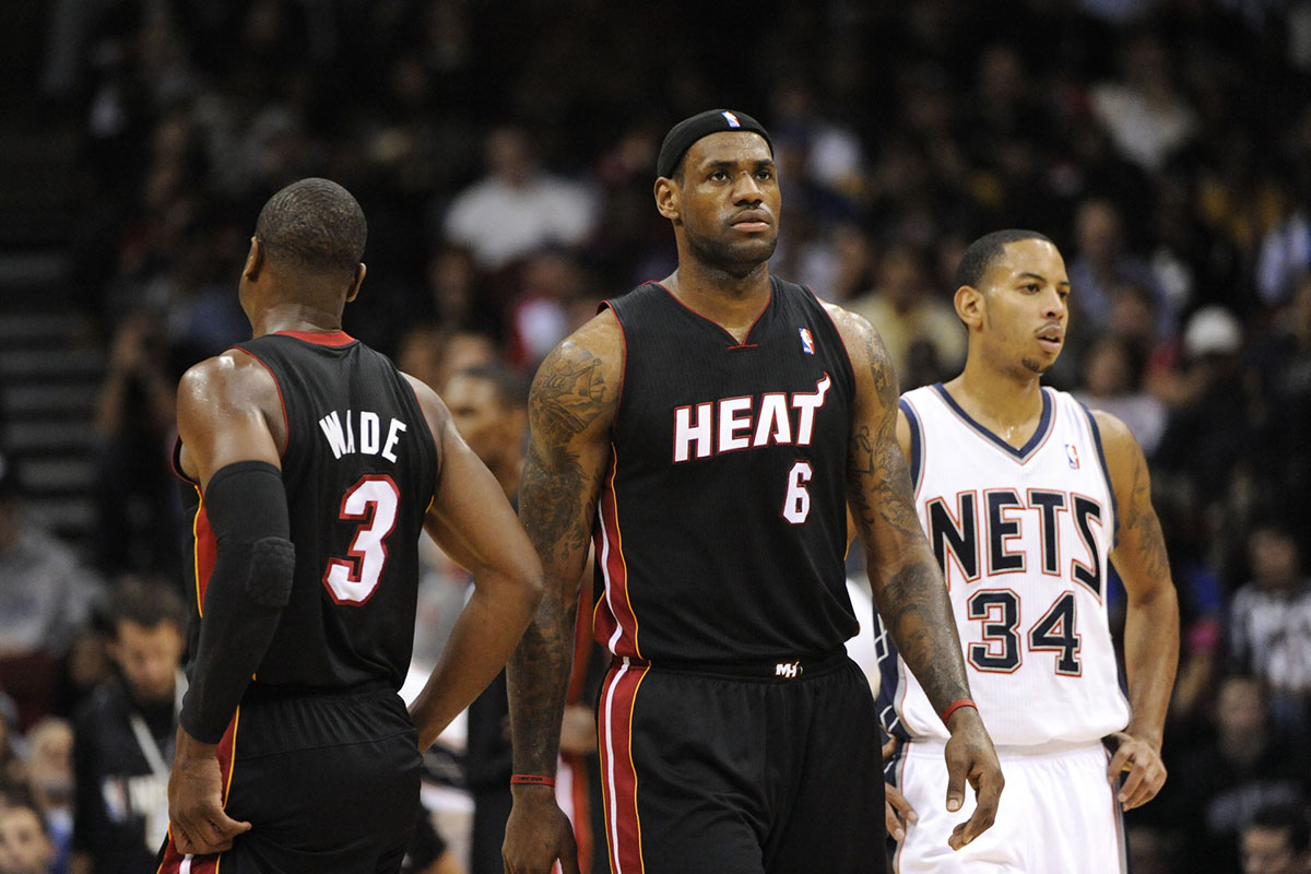 Miami Heat Garnid Dviane Wade (3) and forward Lebron James (6) during the third quarter against new network jersey at the hospital center. The heat defeated Networks 101-78. Mandatory Credit: 