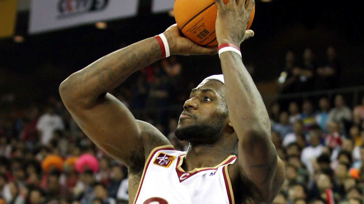 LeBron James of Cleveland Cavaliers in action against the Orlando Magic in the 2007 NBA China games. The Magic defeated the Cavs 100-84.