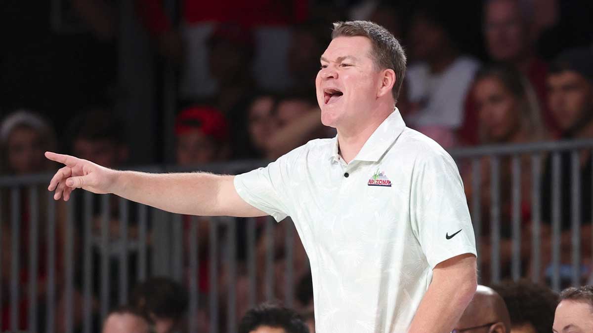 Arizona basketball coach Tommy Lloyd at the Battle 4 Atlantis.