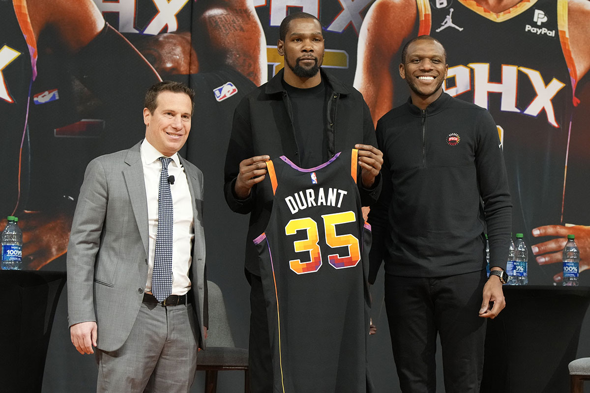 Mat Ishbia believes Kevin Durant will stay with the Suns