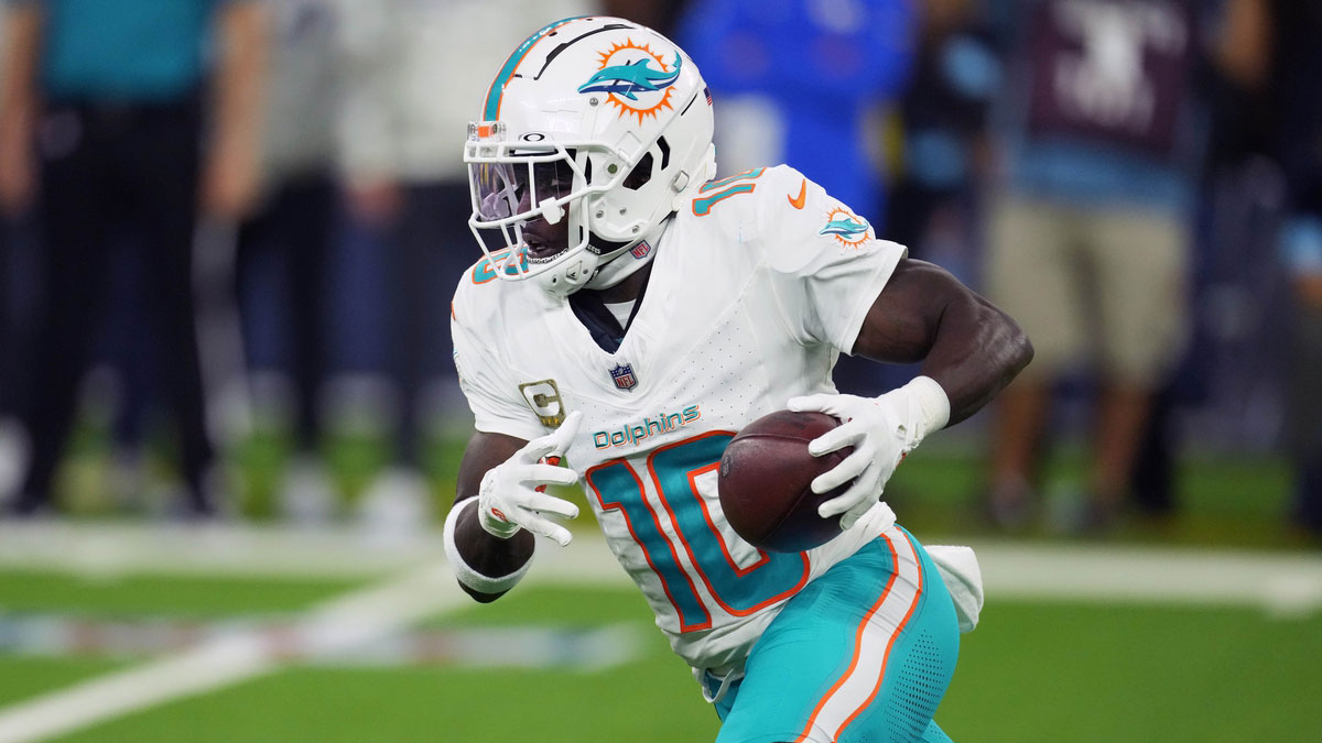 1 reason Tyreek Hill's numbers for Dolphins are down, and it's not his injury