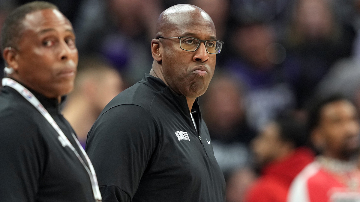 Sacramento Kings head coach Mike Brown reacts after receiving a technical foul during the second quarter against the Brooklyn Nets at Golden 1 Center.