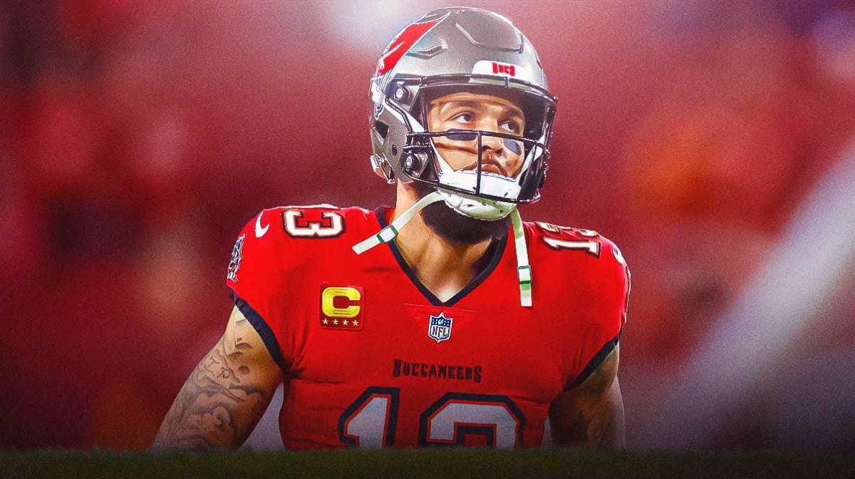 Mike Evans in a Bucs jersey.