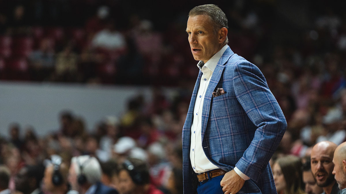 Nov 8, 2024; Tuscaloosa, Alabama, USA; Alabama Crimson Tide head coach Nate Oats watches during the first half against the Arkansas State Red Wolves at Coleman Coliseum.